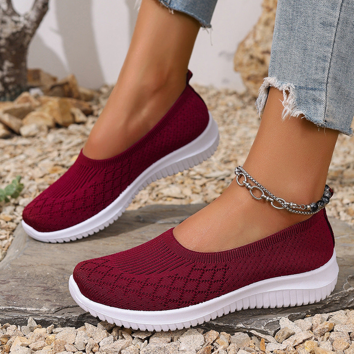 Damskie buty wsuwane z siateczką