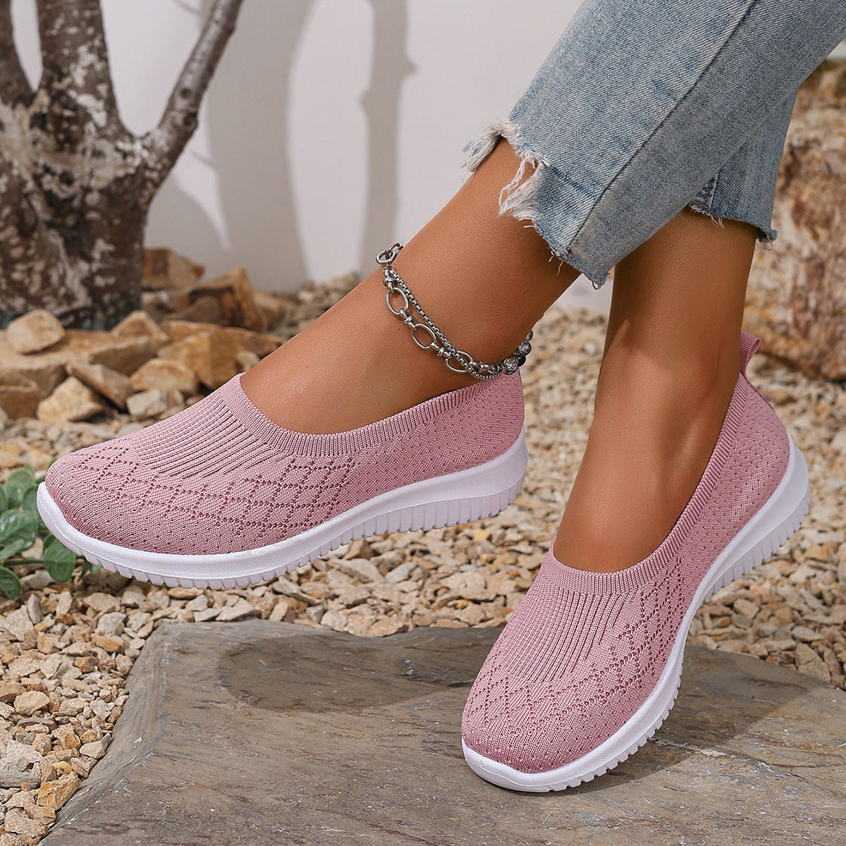 Damskie buty wsuwane z siateczką